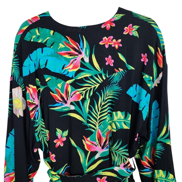 Vici Black Hawaiian Floral Button Up Belted Swimsuit Cover Up Womens Size Small - Picture 7 of 11